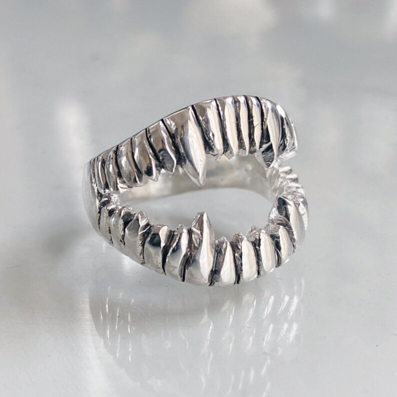 Teeth Jewelry, Teeth Ring, Fang Ring, Snake Ring, Jaw, Vampire, Biker