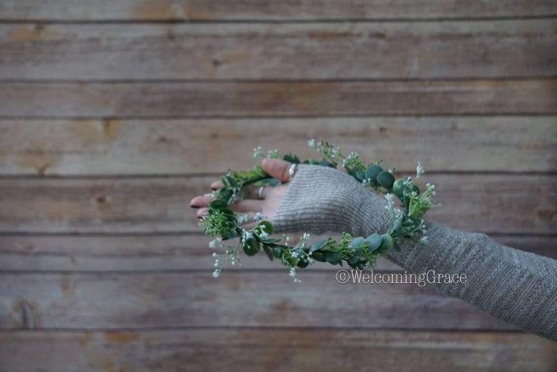 bridal flower headpiece bridesmaid baby/'s breath crown greenery floral crown Baby/'s breath and greenery flower crown