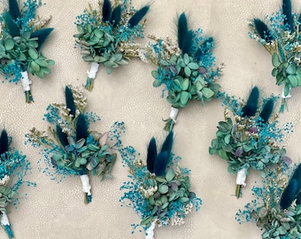 Teal Dried Flower Boutonniere: Rustic Wedding Favor