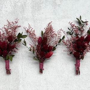 Dried Burgundy flowers Boutonnieres; Dried flowers Boutonnières,Favor gift topper;Tables-plates decoration