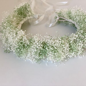 Sage and white Baby breath wreath, tie back floral wreath, flower girls wreath