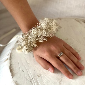 White baby breath wrist corsage-Wedding wrist corsage