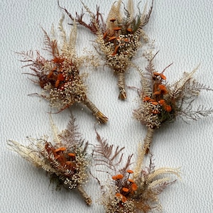 Autumn wedding boutonniere-  Naturals Dried Flowers Wedding boutonniere-Small   Dried Flowers