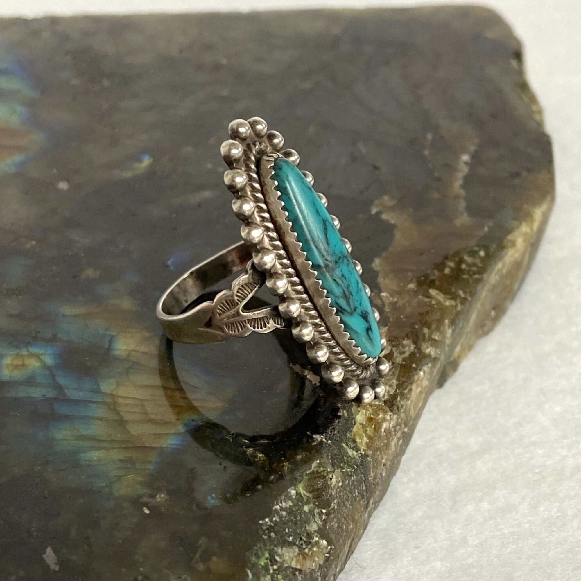 ヴィンテージ！ Sterling Silver Oval リング Sterling Silver Carved Oval Ring. - Etsy