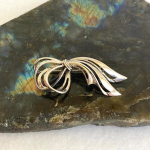 Vintage BEAU Sterling Silver 925 Ribbon Bow Brooch Pin Vintage Brooch BEAU Brooch