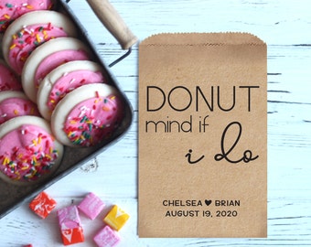 Donut Mind If I DO - Wedding Donut Bags, Wedding Dessert Bar, Wedding Decor, Dessert Table, Candy Station