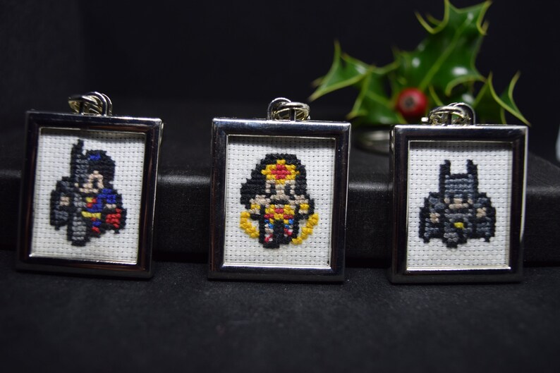 Mario Mushrooms Metal Keyrings Deadpool DC