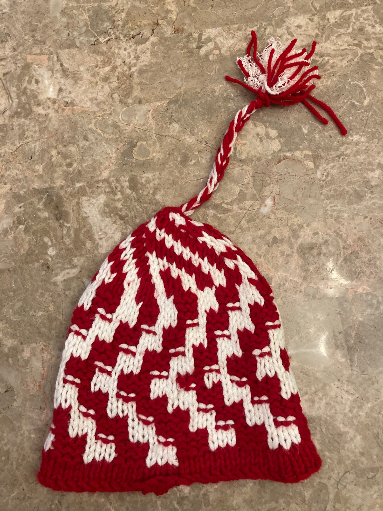 Red and White Knitted Hat Small 4-6YR - Etsy
