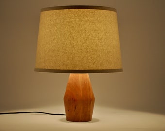 Afgeknotte moderne houten tafellamp | Bedlampje | Nachtlampje | Houten Lamp | Tafellamp | Tafellamp | Hout Licht