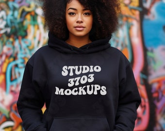 Gildan 18500 Felpa con cappuccio nera Mockup, Felpa con cappuccio Gildan Mockup, Felpa con cappuccio nera Mockup, Modello Mockup, Mockup con cappuccio oversize nero