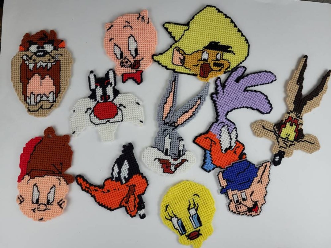 Vintage Looney Tunes Lot of 11 Character Heads Plastic