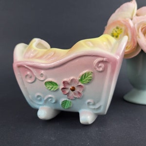 Vintage, jaren &#39;50, Keramiek, Planter, Wieg, Wieg, Made in Japan, Baby, Meisje, Jongen, Kwekerij, Bloemen, Roze, Geel, Blauw