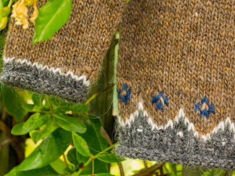 Knitting KIT // Child's Icelandic Patterned Yoke Lopapeysa Etsy