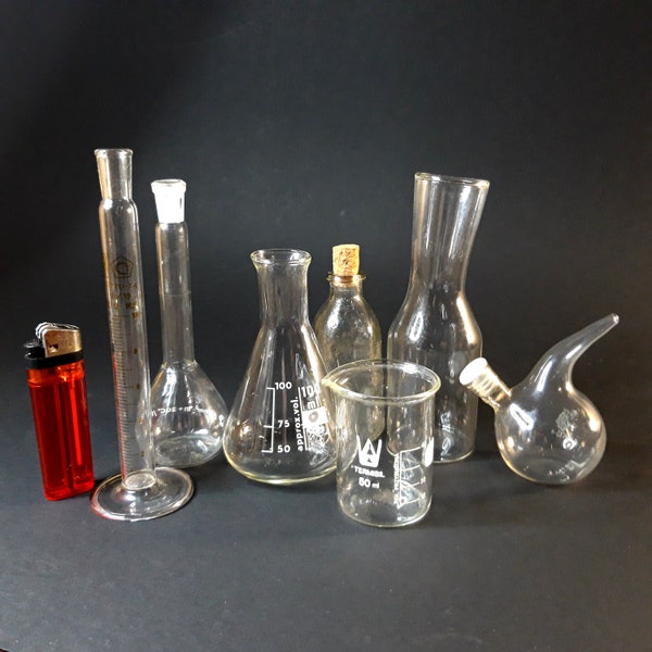 Ensemble de 7 flacons de laboratoire de chimie outils de laboratoire vintage