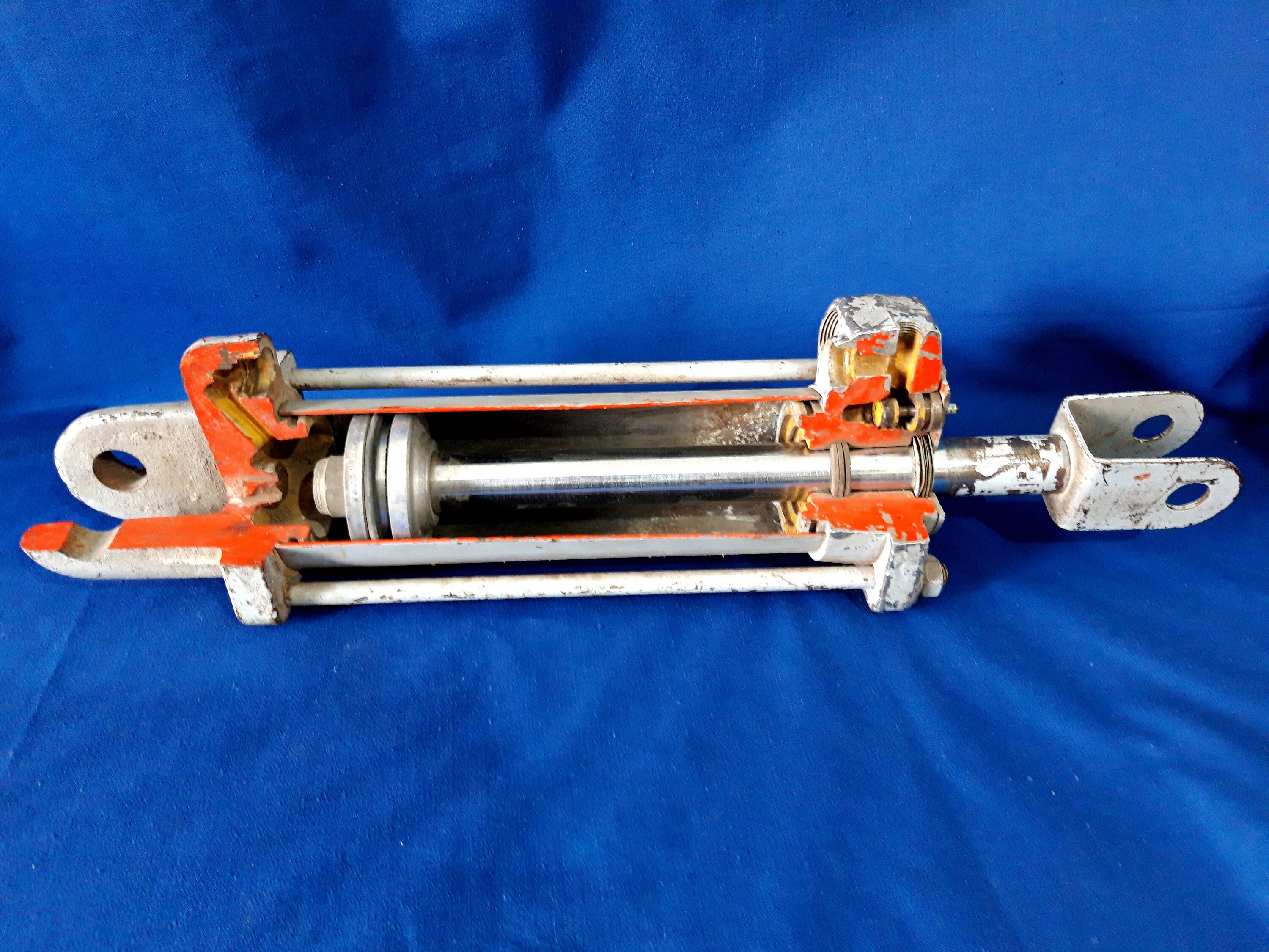 Hydraulic Cylinder for sale compared to CraigsList Only 4 left at 75