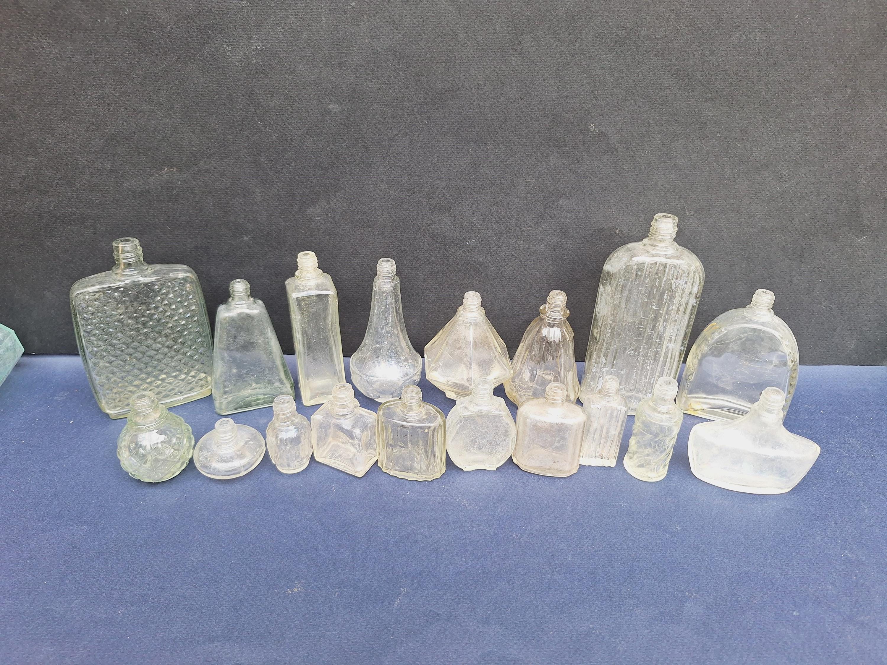 ソ連のヴィンテージ香水瓶18本セット - Etsy 日本