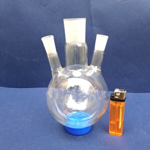 500 ml 3-Hals-Laborflasche mit rundem Boden Vintage-Chemieglas