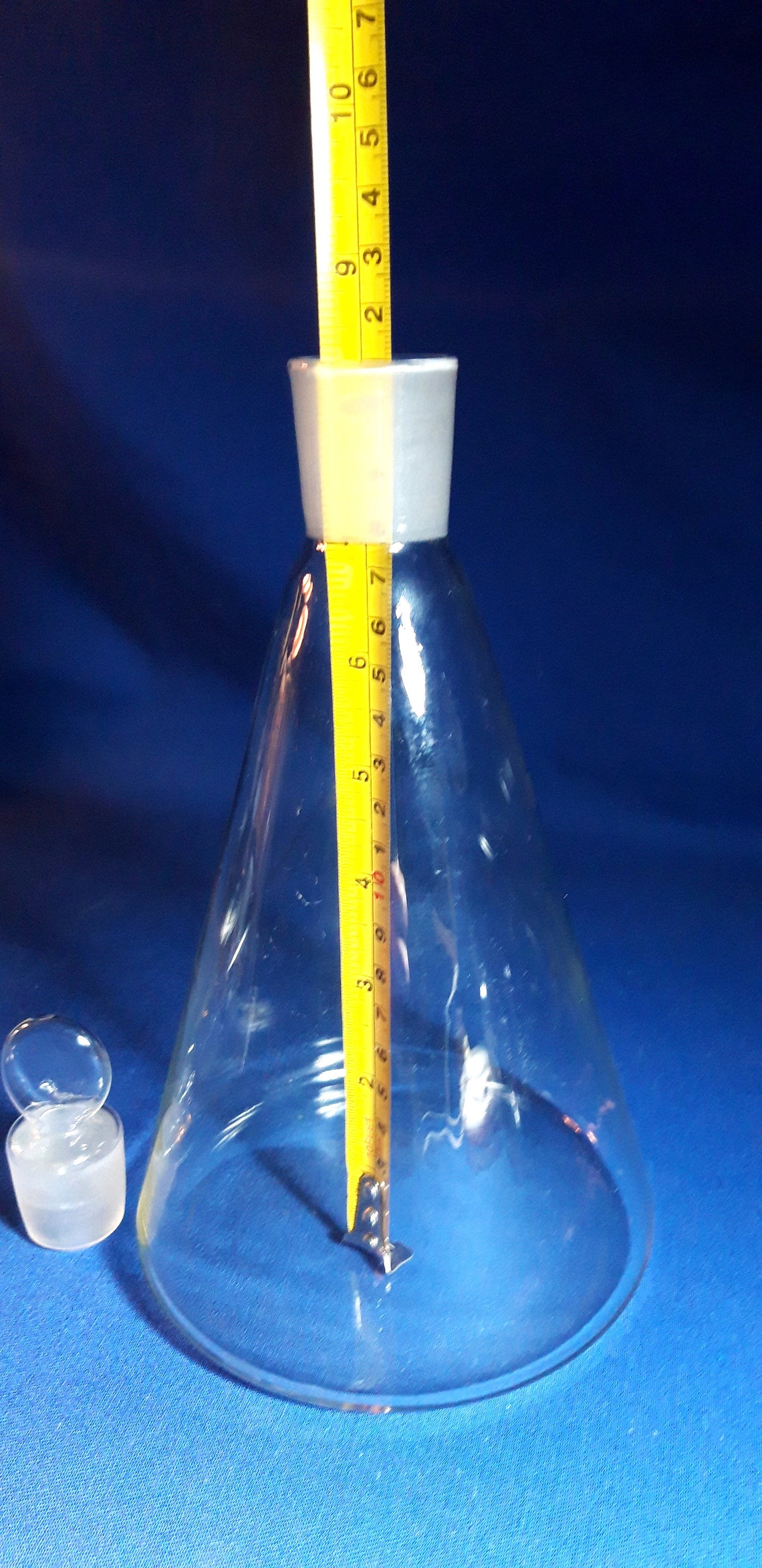 Large erlenmeyer flask 1L Vintage chemistry laboratory flask Etsy