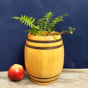 Holzfass Pflanzenvase