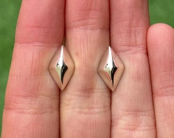 Sterlingzilver 925 handgemaakte gepolijste oorbellen in diamantvorm - tweedehands (1,5 g)