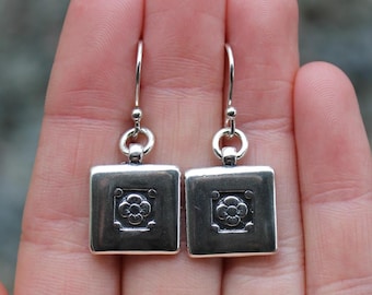 Vierkante oorbellen van sterlingzilver 925 met bloemen - tweedehands (6,3 g)