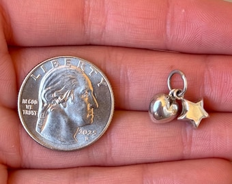 Sterling Silver 925 Puffy Star and Heart Charm Pendant - Pre-Owned (0.9g)