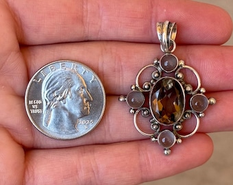 Sterling Silver 925 Handmade Smoky Quartz and Cat Eye Pendant - Pre-Owned (6.7g)