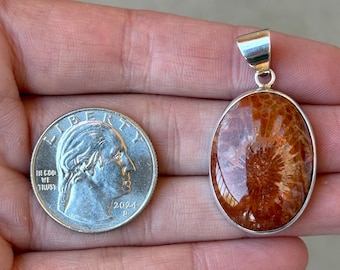 Sterling Silver 925 Handmade Fossil Coral Pendant - Pre-Owned (6.5g)