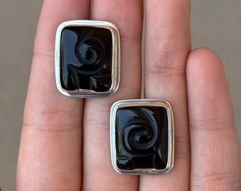 Sterling Silver w/ 14k Posts Carved Black Onyx Stud Earrings - Pre-Owned (10.1g)