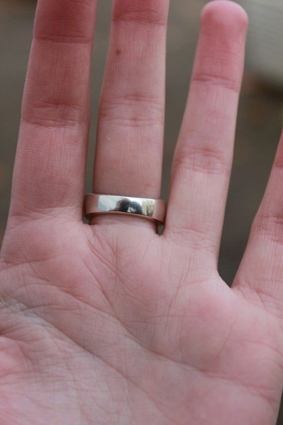 Pre-Owned Sterling Silver Size 7 Chunky Ankh Ring View 5