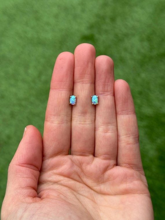 Sterling Silver 925 Simple Opal Stud Earrings - P… - image 1