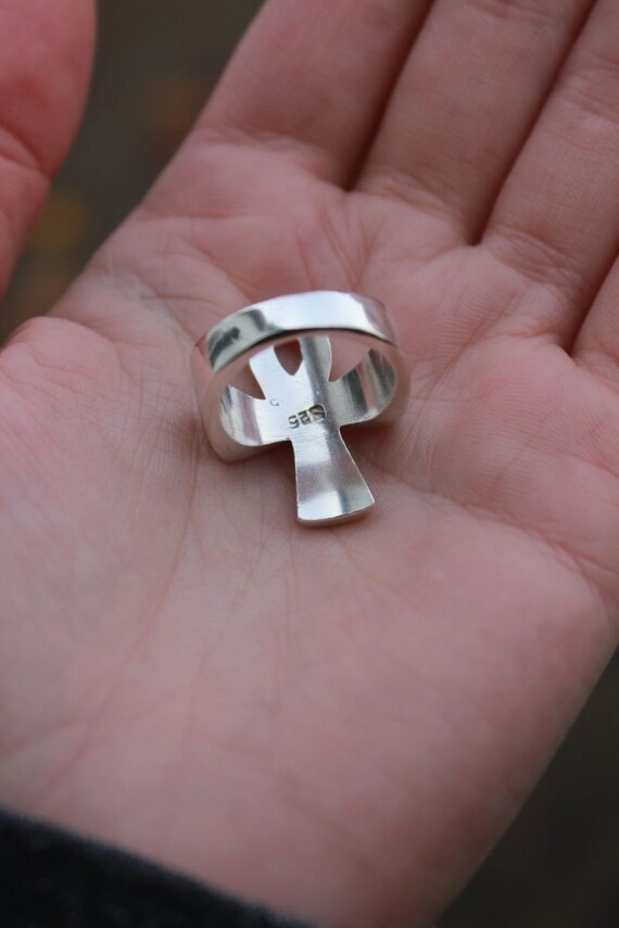 Pre-Owned Sterling Silver Size 7 Chunky Ankh Ring View 4