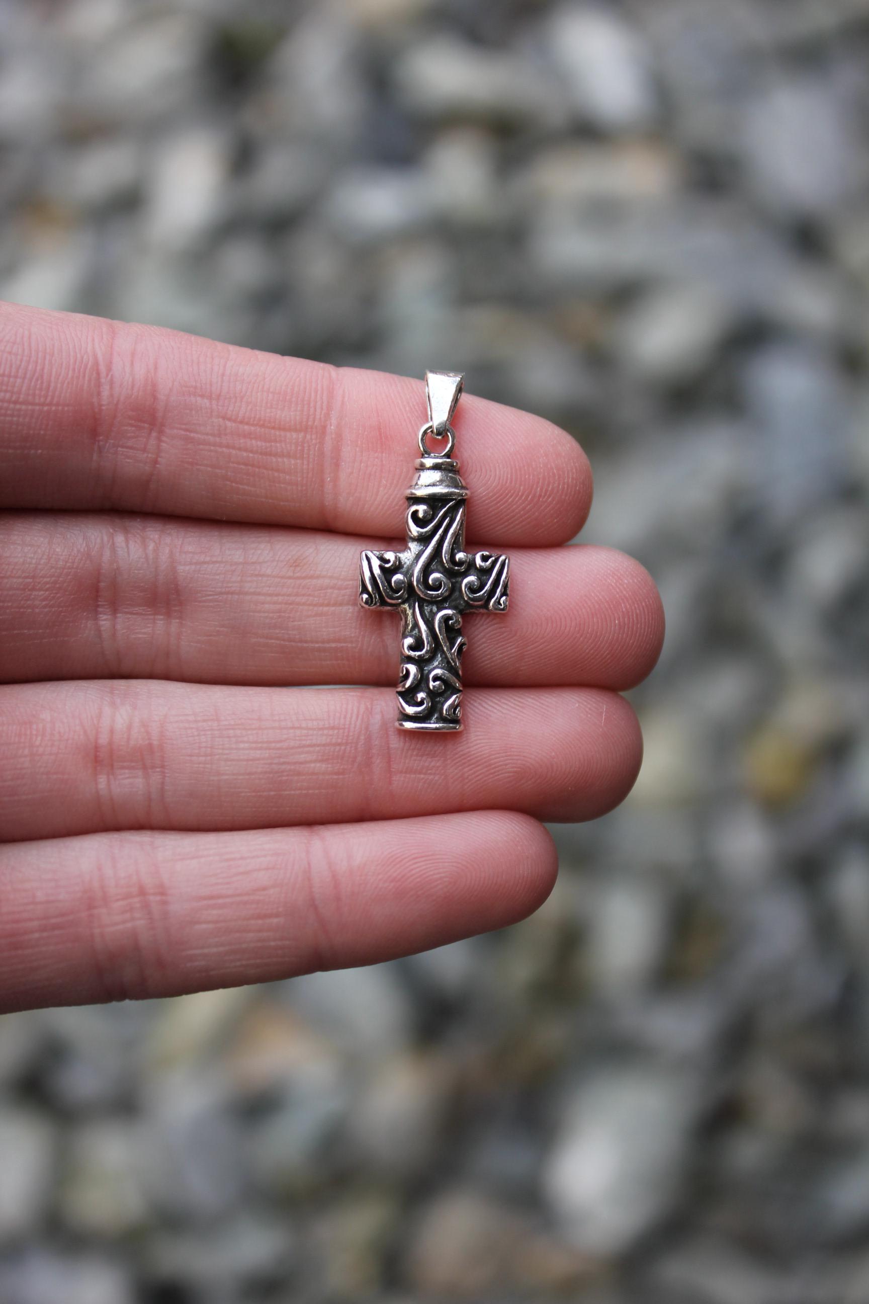 Sterling Silver 925 Scroll Filigree Cross Pendant - Pre-owned (2.4g) - Etsy