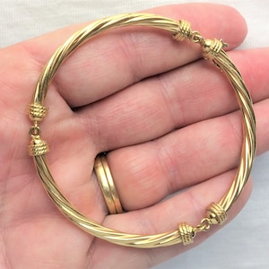 Estate 18k HEAVY 14.6g Gold Segmented Cuff Bangle Bracelet 7" Long with Safety Clasp Marked 18 K Italy 18kt Statement Looks New for Gift