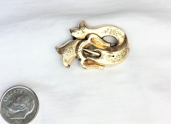 Vintage 14k Yellow Gold Repousse Brooch Pin Belt … - image 10