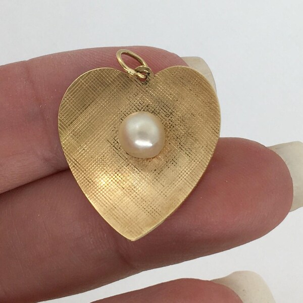 Pendentif coeur en or 14 carats véritable perle ou breloque lourde 3,4 g pour collier bracelet chaîne marqué 14 carats 14 carats LOVE vintage cadeau Mid-Century