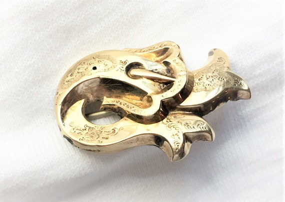 Vintage 14k Yellow Gold Repousse Brooch Pin Belt … - image 1