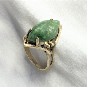 Estate 10K Yellow Gold Green Jade Solitaire Marquis Gem Ring sz 5-3/4 Cocktail Dinner 3.9g Mid Century Modern China? High Setting 10kt 14k ?