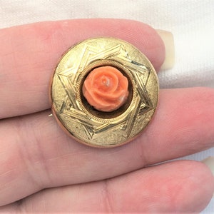 Estate 14k Yellow Gold Vintage Carved Coral Rose Brooch Pin 1&quot; dia 4.0g Victorian Antique 14 k 14kt Salmon Color Flower 1920&#39;s - 1930&#39;s Gift