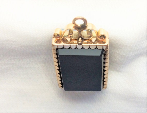 Vintage 10K HEAVY Gold Locket Pendant Golden & Black Glass 7.2g for Necklace Chain Opens to Cabinet Card Photo Estate Antique from the 1800s