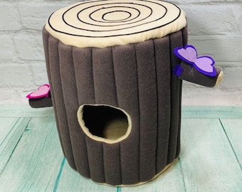 Ferret Stump House: Soft Log Bed with Flower Decor