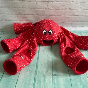 Game octopus in stars for rats. ferrets, guinea pig, octopus for fun games. irreplaceable toy for your pets. Red