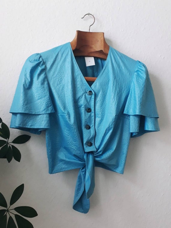 Crop Top Tie-Up Blouse Flutter Sleeve 70s Style