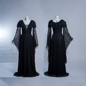 Black romantic wedding gown long train puffed sleeves lace victorian gothic dress ruffles elven fantasy vampire halloween
