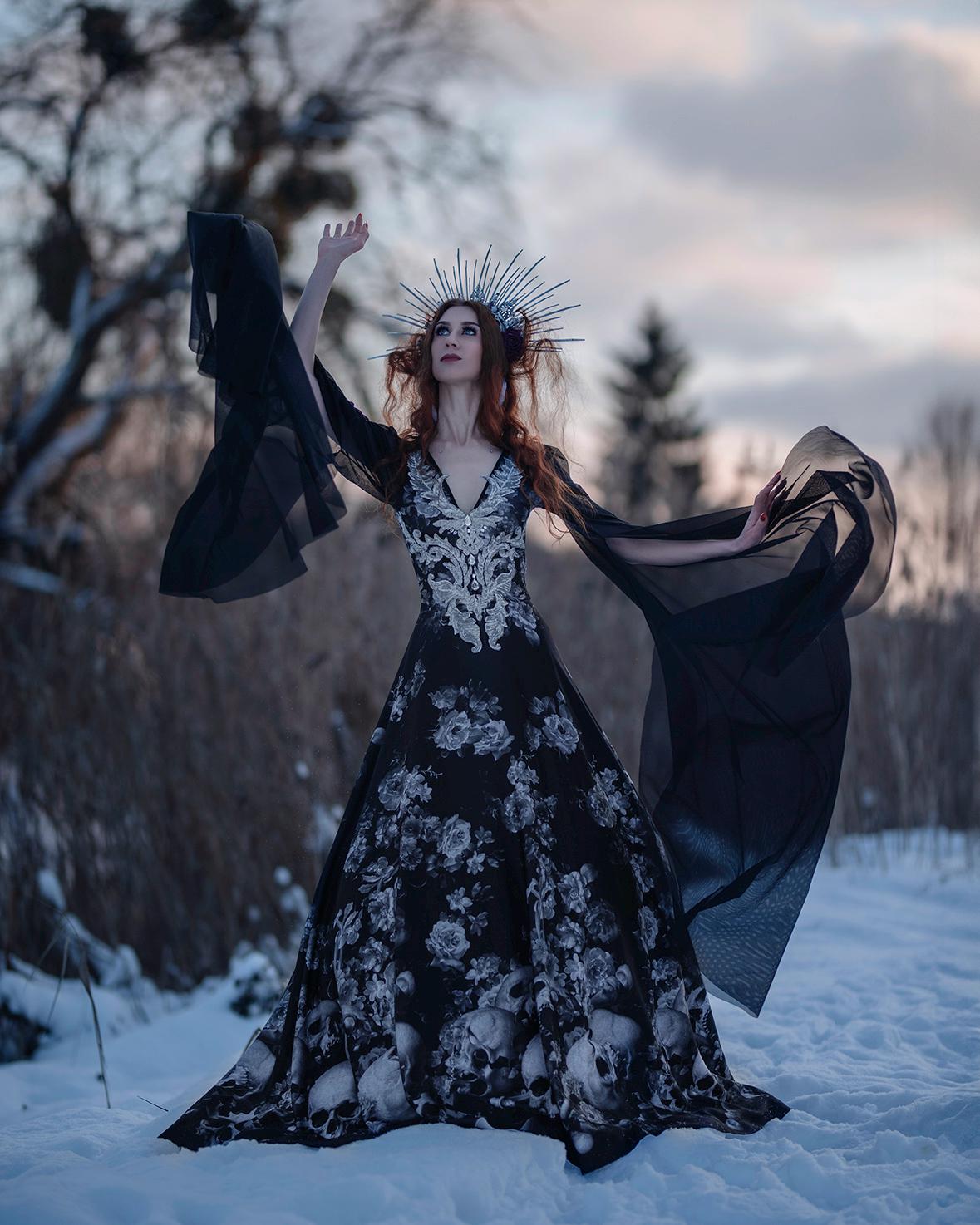 Marie Laveau Queen of Skulls Halloween Dia de los Muertos Gothic Wedding Dress Black Skull Floral Voodoo Bride Ball Gown