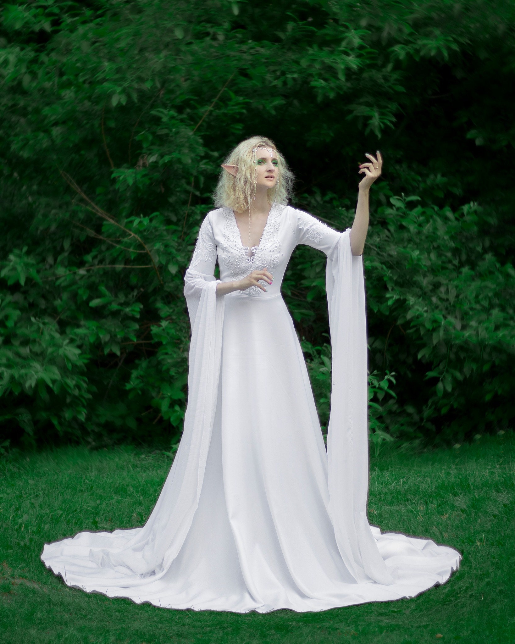 Elven Gown White Color. Elf Wedding Dress. Medieval Gown Fantasy Wedding  Dress. Fairy Costume Adult. Galadriel Dress - Etsy