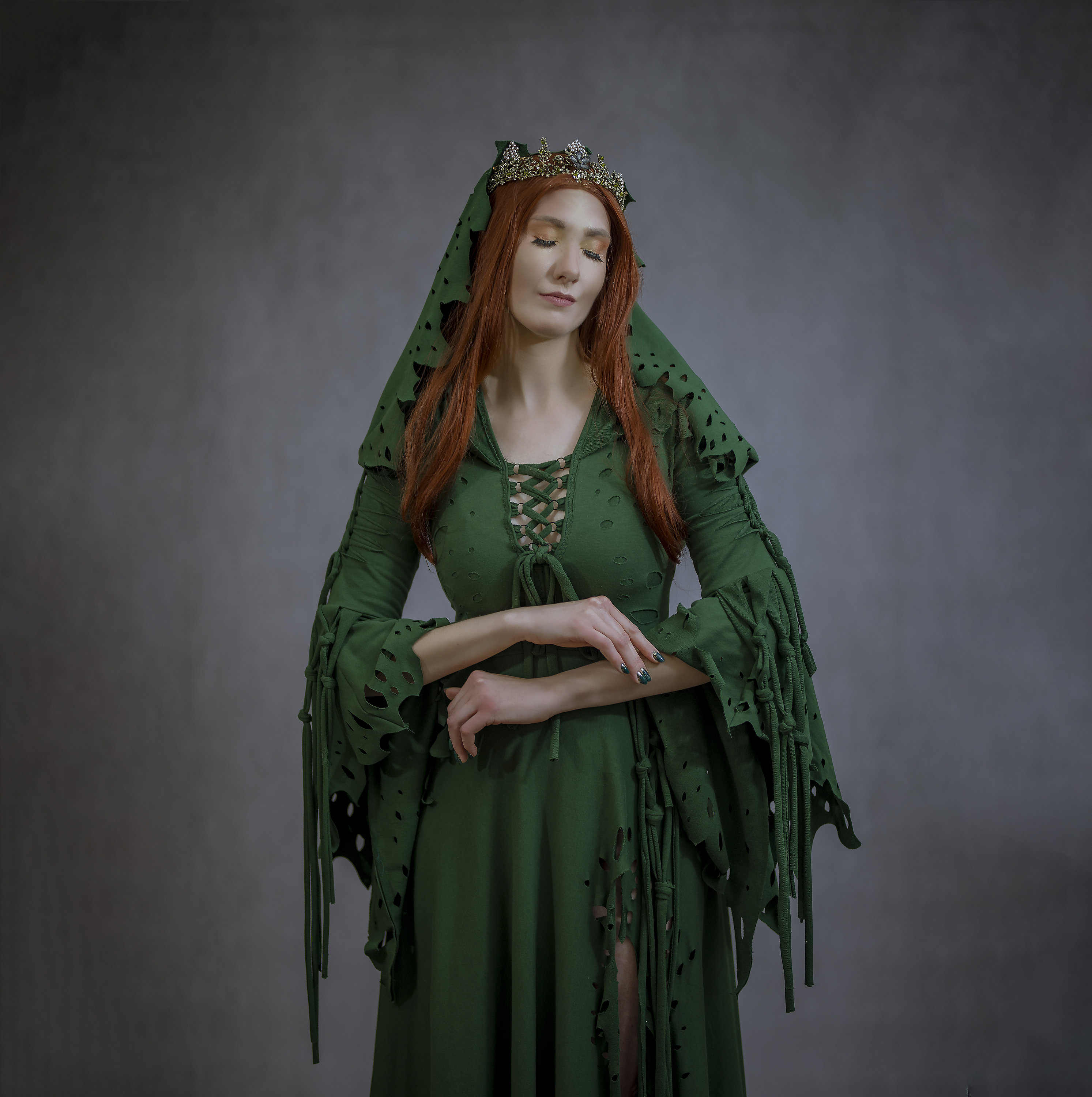 Sylvana Druidic Forest Gown - Ritual Handfasting Dress, Green Witch Wedding Dress, Earth Priestess Gown, Celtic Elopement Dress