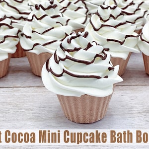 Hot Cocoa Cupcake Bath Bomb, Chocolate Bath Fizzy, Bath Bomb Gift Set Mom, Hot Cocoa Bath Fizzy, Chocolate Bath Bomb, Spa Set Gift Her, Bomb