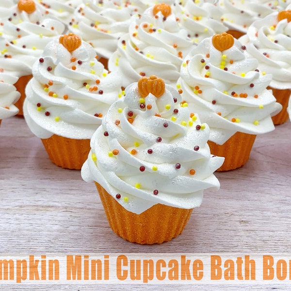 Pumpkin Bath Bomb, Cupcake Bath Bomb, Fall Autumn Gift Set, Unique Bath Gift Box, Dessert Bath Bomb, Pumpkin Bath Set, Pumpkin Gift Box Set