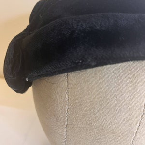 Vintage Black Velvet Flapper Fascinator Headband Cocktail Hat image 6